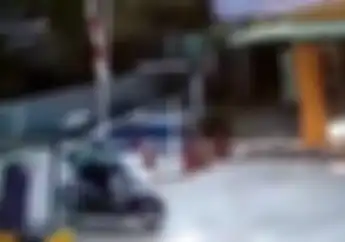 Awas.. Palang Pintu Otomatis Bisa Bikin Kalian Celaka dan Super Malu, Video Ini Saksinya