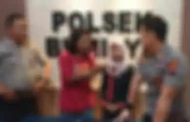 Tak Habis Pikir, Wanita Ini Paksa Siswi SMP Lakukan Threesome Bersama Suaminya , Semakin Berani Setelah Paksa Korbannya Lakukan Ini Agar Tak Hamil