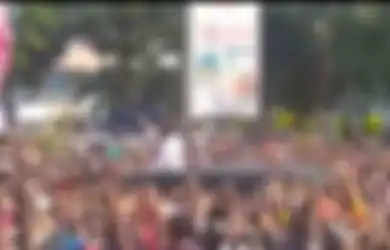 Sampai Dibuat Perbandingan dengan Kasus Habib Rizieq, Heboh Lautan Manusia Sambut Kedatangan Jokowi di Maumere, Istana Negara Buka Suara