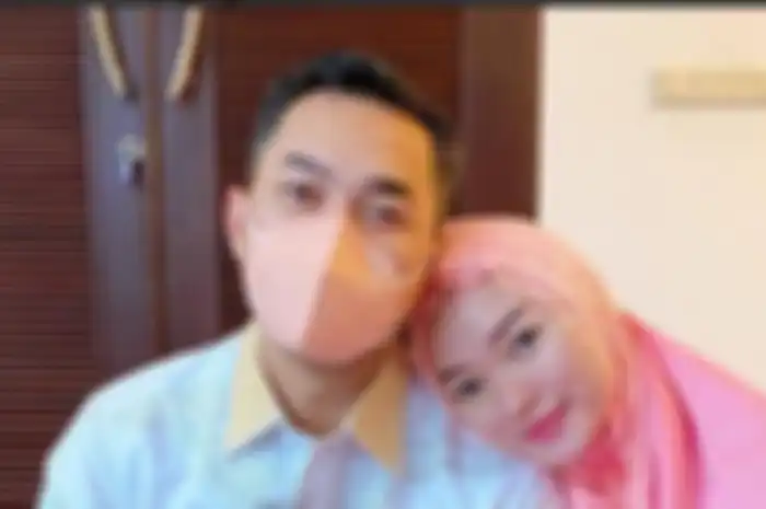Zaskia Gotik beberkan kondisi rumah tangganya yang pernah diisukan retak
