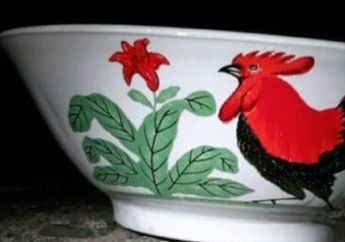 Sejarah Mangkok Ayam Jago yang Miliki Kedudukan Penting di Hadapan Kaisar Tiongkok