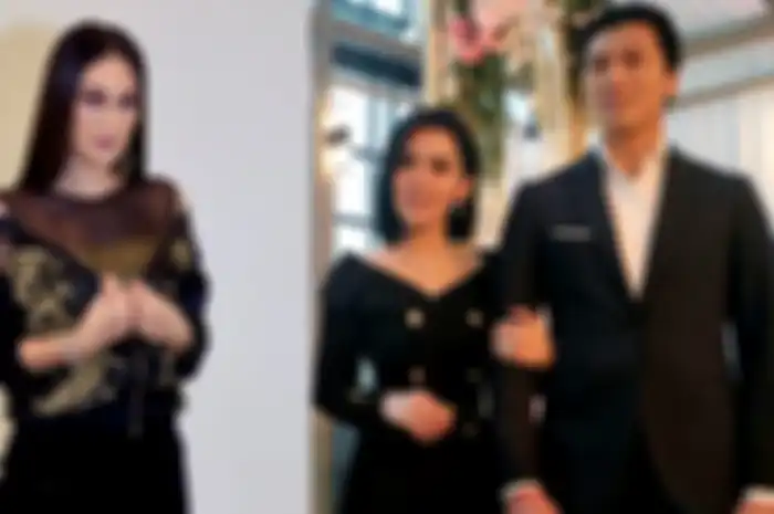 Luna Maya dan Syahrini bersama Reino Barack