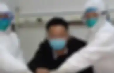 Tiba-tiba Alami Lonjakan Kasus, Filipina Suruh Polisi Cari Warga yang Positif Covid-19 dari Rumah ke Rumah, 'Ada Beberapa Pasien yang Melarikan Diri'
