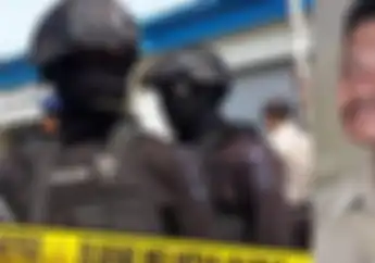 Sang Ayah Ungkap Fakta Tak Terduga saat Polisi Geledah Rumah Driver Ojol Diduga Teroris