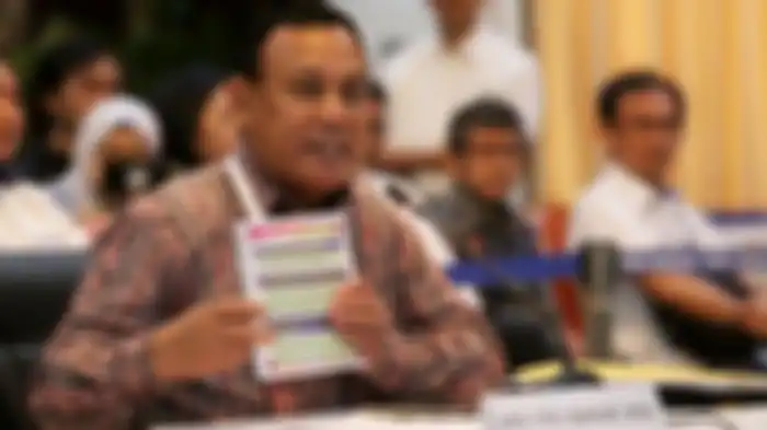 Kapolda Sumsel Irjen Firli Bahuri mengikuti tes wawancara dan uji publik calon pimpinan Komisi Pemberantasan Korupsi periode 2019-2023, di Kementerian Sekretariat Negara, Jakarta, Selasa (27/8/2019).