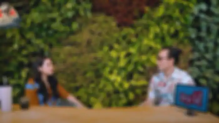 Maudy Ayunda saat hadir di podcast Denny Sumargo