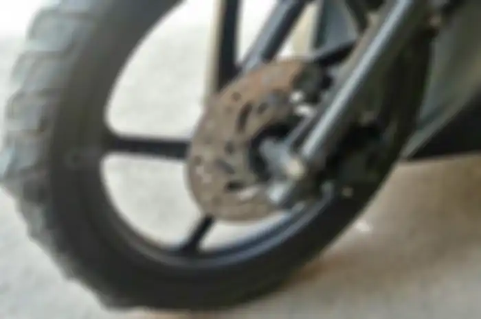 Ban motor benjol