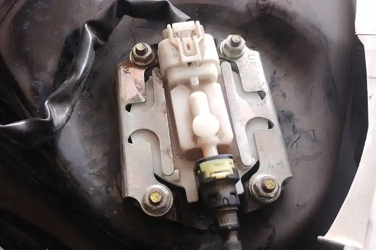Agar Gak Mogok Motor Injeksi Kudu Cek Dan Ganti Filter Fuel Pump, Kapan Jadwalnya? 