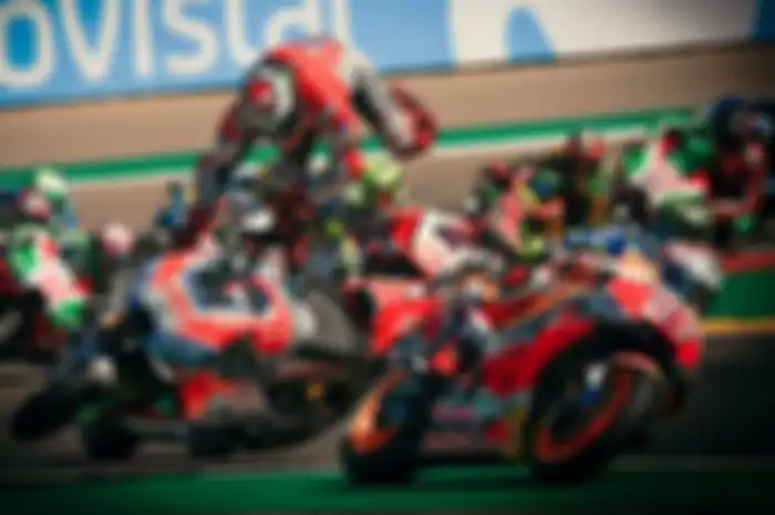 Jorge Lorenzo crash di MotoGP Aragon