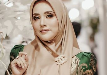 Pernah Tertipu Ajaran Sesat hingga Tinggalkan Anak Suami 9 Tahun di Rumah, Elma Theana Sadar Setelah Pulang Umrah: Langsung Sujud di Kaki Suami, Minta Ampun..