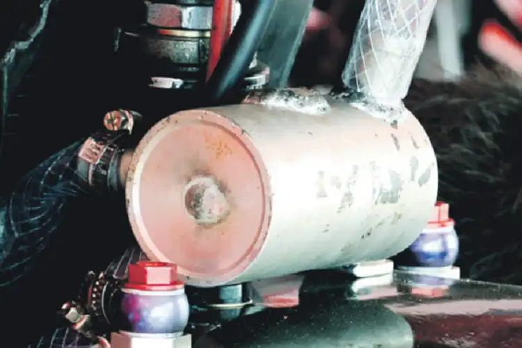 Bikin Lubang Napas Supaya Suhu Mesin Tidak Overheat Dan Menambah Power
