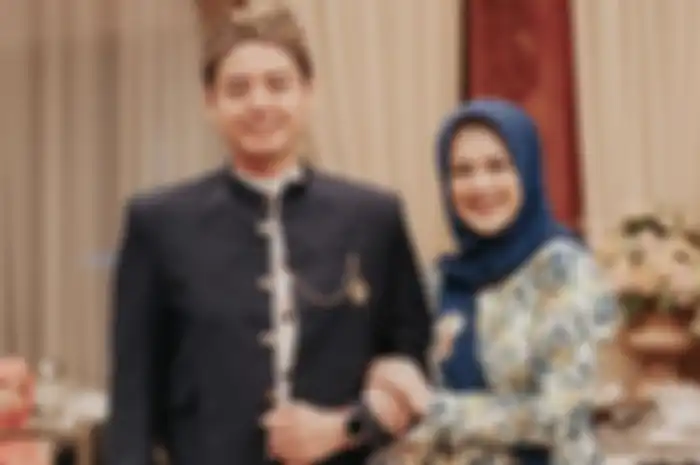 Roger Danuarta dan Cut Meyriska 
