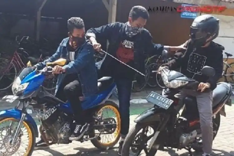 Bukan Ngebut atau Teriak, Begini Trik Lolos dari Kejaran Begal di Jalan Raya