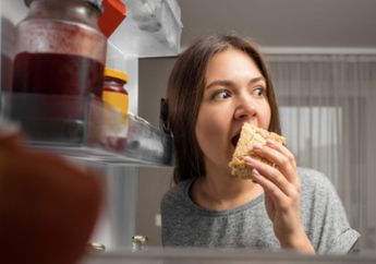 Makanan Berat Akan Membebani Organ Tubuhmu di Malam Hari hingga Sulit Tidur, Cobalah Hindari 3 Jenis Makanan Berikut Ini!