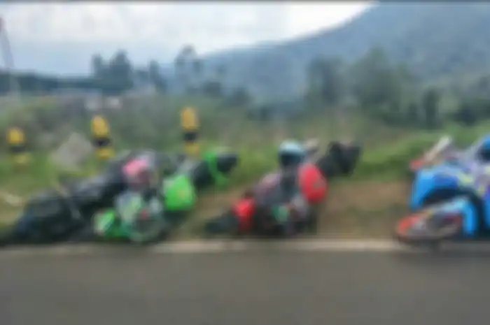 Cara parkir nyeleh dari anggota Sidoarjo Ninja Club