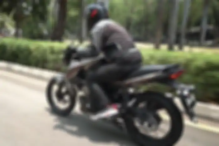 Suzuki GSX-150 Bandit punya karakter mesin overbore