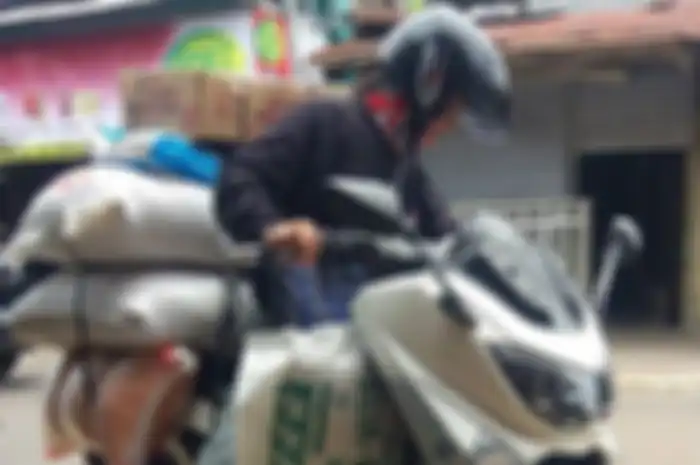 Yamaha NMAX dipaksa angkut barang sampai 28o Kg
