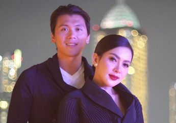 Genap Berusia 38 Tahun, Syahrini Dapat Pesan Romantis dari Reino Barack: Aku Sangat Bersyukur Memiliki Dirimu