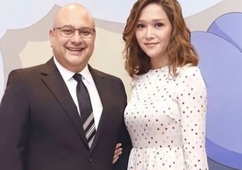 Bikin Para Istri Se-Indonesia Ngiri Bukan Main, Perlakuan Bucin Irwan Mussry pada Maia Estianty Jadi Bukti Akan Hal Ini, Duh Beruntungnya!