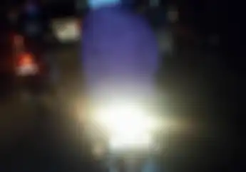  Pakai Stoplamp Putih Bisa Dipenjara 2 Bulan, Kalau Stoplamp Seperti Ini Bisa Ditabrak