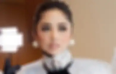 Dibayar Fantastis untuk Sekali Manggung, Dewi Persik Mencak-mencak Dituding Dapat Bayaran karena Bantuan Orang Lain: Kalian Tidak Pernah Berkontribusi di Karier Gue!