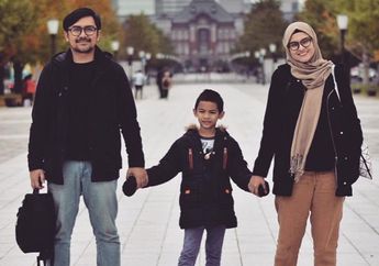 Iseng Bahas Mantan Masing-masing, Zee Zee Shahab dan Prabu Revolusi Sampai Ribut!