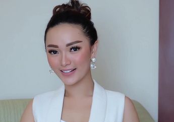 Diduga Galau Lantaran Ditinggal Nikah Mantan Kekasih, Zaskia Gotik Bongkar Alasannya Curhat Perihal Jodoh
