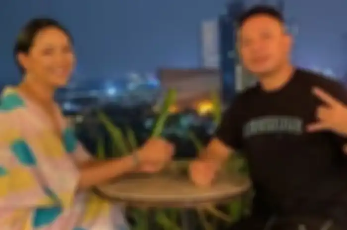 Kalina Ocktaranny dan Vicky Prasetyo