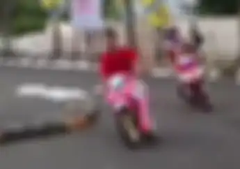 Video Bikin Ngakak.. Cuma Distut Tapi Orang Ini Tabrak Pembatas Sirkuit dengan Telak