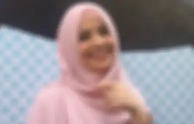 Santer Dikabarkan Cerai untuk Ketiga Kalinya, Risty Tagor yang Dulunya Syar'i Ubah Penampilan Jadi Seperti Ini, Netizen: Berubah Mudah Istiqomah Susah