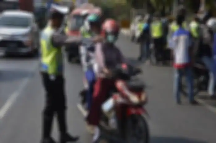 Waspada Operasi Zebra 2020 bakal digelar 14 hari, melawan arus dan gak pakai helm langsung ditilang.