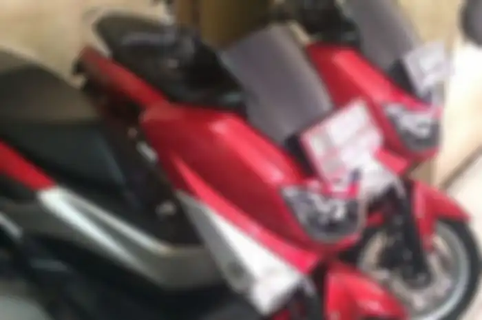 Yamaha NMAX seken di diler motor bekas.