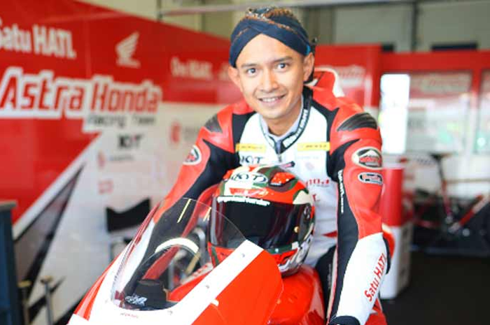 Dimas Ekky Pratama gantikan Jorge Navarro di tim Federal Oil Gresini Racing di Moto2 Sepang.