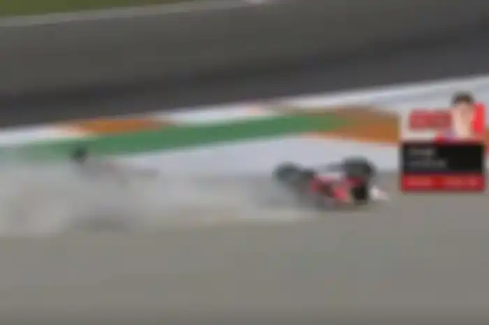 Jorge Lorenzo terjatuh di tikungan parabolic sirkuit Ricardo Tormo