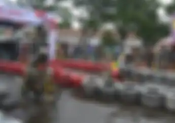 Bingung Joki Balap Drag Sering Miringin Motor Sebelum Gaspol? Ini Alasannya..