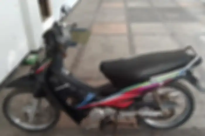 Murah banget motor Honda Supra akan dilelang KPKNL Surabaya Rp 1,3 jutaan.