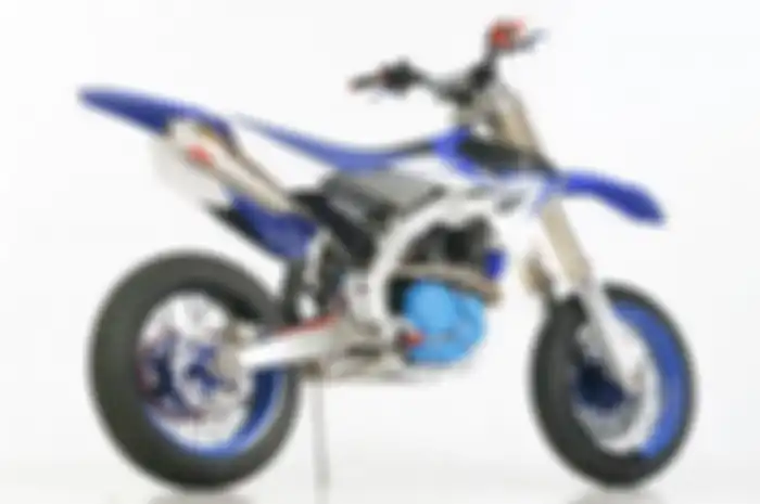 Yamaha Scorpio supermoto dari Papua
