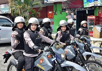 Rela Nyamar Jadi Pemandu Karaoke Sekaligus Pemuas Nafsu Pengunjung, Pengalaman Anggota Polwan Kabupaten Pati Bongkar Tempat Karaoke Esek-esek, Rochana : Saya Khusus Layani Brondong dengan Tarif Rp 50 Ribu