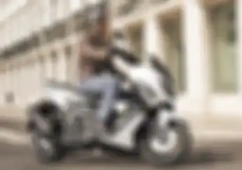 Benarkah VVA Bikin Motor Yamaha NMAX Kencang? Yuk Simak Cara Kerjanya