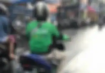 Ini Namanya Ojek Perhatian, Pakai Aksesoris Ini Biar Penumpang Nyaman