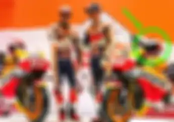 Penampakan Aneh di Helm Jorge Lorenzo, Pas Launching Tim Repsol Honda