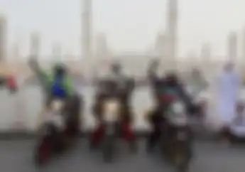Bisa Banget, Berangkat Umrah Pakai Motor, Nih Itung-Itungan Biayanya