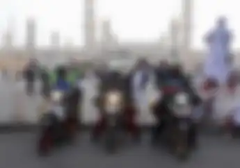 Dahsyat, Bikers Pergi Umrah Naik Motor, 14 Ribu Kilo Turing Pakai Yamaha Jupiter MX