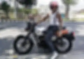 Sosok Kontroversial Jerinx SID Kembali Viral, Suka Naik Motor Matic dan Retro