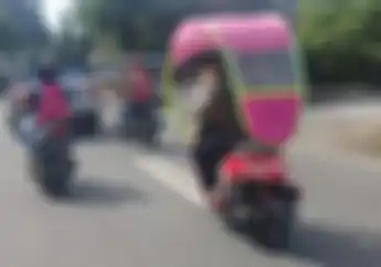 Masih Nekat Pasang Kanopi di Motor? Ini Bahaya yang Muncul Menurut Pakar Safety Riding