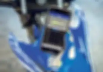 Konek Hape Sudah Biasa, Motor Trail Yamaha Bisa Setting Mesin Dari Smartphone