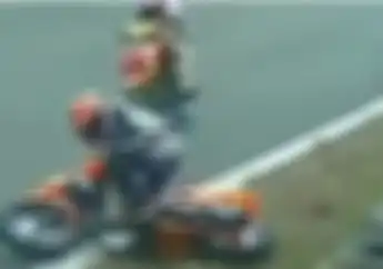 Tragis.. Video Tabrakan Beruntun di Balapan Matic Ini Bikin Penonton Histeris