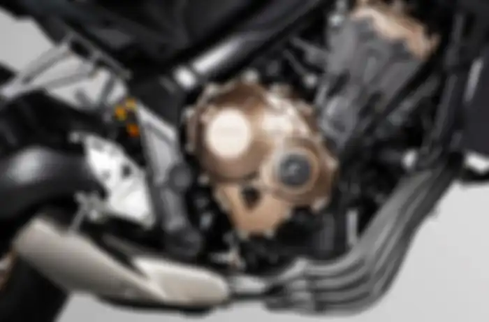 Mesin CB650R punya tenaga lebih besar