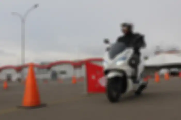 Akselerasi PCX Electric bikin kaget pengendaranya