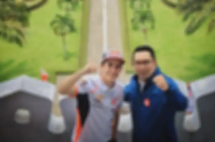 Marc Marquez bersama Ridwan Kamil di Bandung